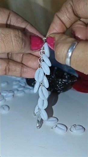 cowrie shells bracelet making| trendy bracelet making| #diy #shorts #satisfying