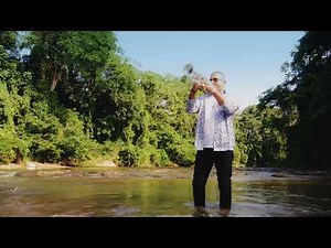 Laura Pausini - Cuando Se Ama - José Luis Mateo (Official Video)