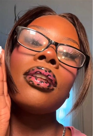 Bold Pink Leopard Print Lip Look with Liquid Shadow