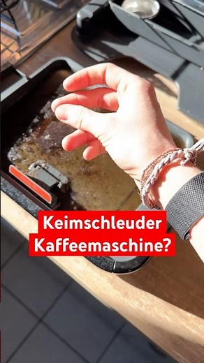 Cleaning and descaling your coffee machine – how important is it and why should we clean it? ☕️