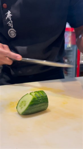 168K views · 1.2K reactions | ทำผีเสื้อ แบบง่าย Make a butterfly, easy way #art #reelsvideoシ #butterfly #skills วุฒิชัย โสดา | Aum Wudthichai Soda | Facebook