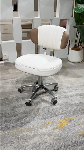 Precise support, say goodbye to the worn-out technician chairs.