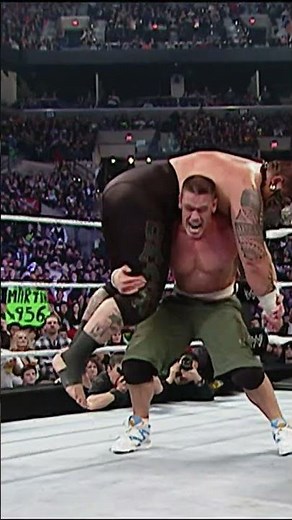 John Cena versus Umaga at #RoyalRumble is a match that will NEVER be forgotten 🙌
