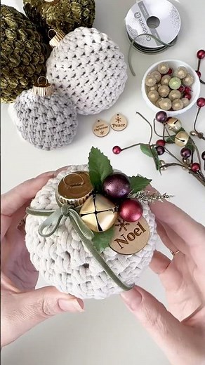 🎄It’s not too late!! Grab 15 FREE Crochet Christmas Patterns on the blog!!