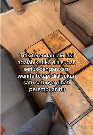 Yun🦄  (@yun_331)’s videos with suara asli - Vibes lyrics only🥀 - HairLuxLab Official Store