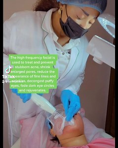 Acne facials using the the height Frequency… Who’s booking for tomorrow 😌…. For booking contact….. 237680060230 | Kellie Peace Empire