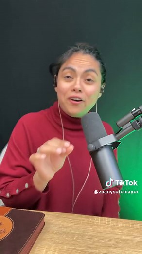 Alabanzas y Coros de Avivamiento por Zuany Sotomayor