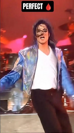MICHAEL JACKSON BLOOD ON THE DANCE FLOOR LIVE🩸