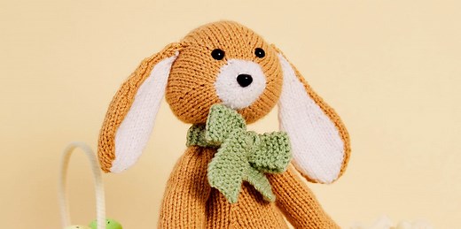 This knitted Easter bunny pattern is the sweetest spring craft to make now