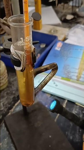 What to observe for melting point measurement (Thiels tube method)?