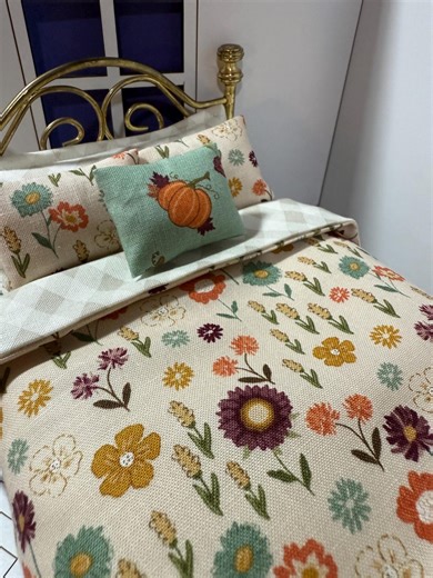Dollhouse Miniature 1:12 Scale Bedding Set Fall Floral - Etsy