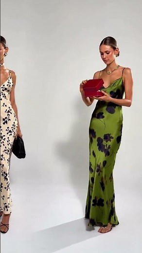RESA | Holiday Dressing Made Easy
