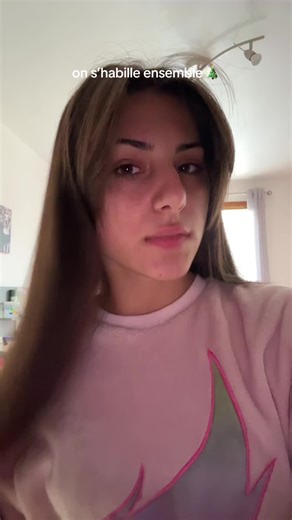 Préparer une tenue de Noël avec style 🎄