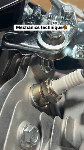 179K views · 1.6K reactions | Marker/indicator of a spark plug路‍♂️ #fbreelsfypシ゚viralfbreelsfypシ゚viral #bjuneworks #highlightseveryone #mechanic #tricks #trendingusa #racing #fblifestyle #trendingvideo #highlights #tricks | Bjune Works | Facebook