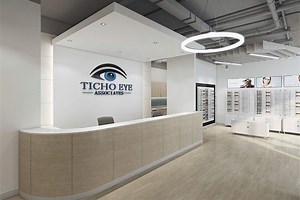 Munster, IN Ophthalmology Office