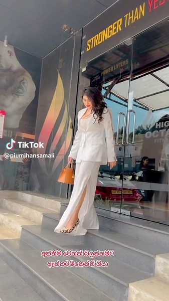 @Chandimal Jayasinghe 😂😂