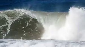 Jacob Willcox finding a drainer at Ballito 🔥 Video: Tim Macdonald | World Surf League