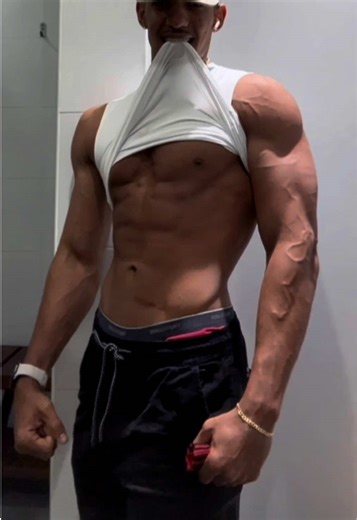 Transform Your Body: Embrace Your Unique Gym Journey