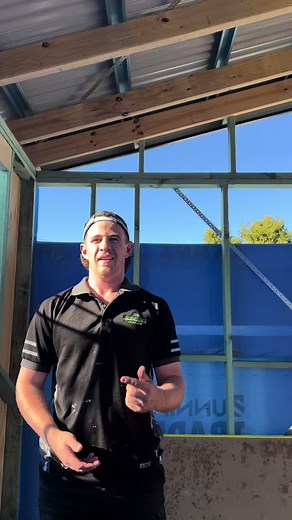 Colorbond roof on a 5x3 entertainment room #chippy #carpentrywork