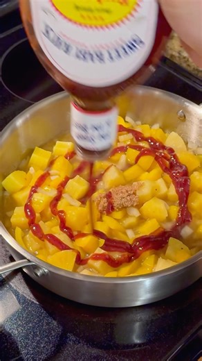 Sweet BBQ Pineapple Chicken Meatball Skillet #cooking #recipe #chickenmeatballs