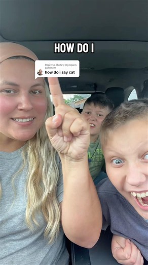 How to say cat in sign language? #fyp #cochlearimplant #signlanguage #deaf #babysignlanguage #asl