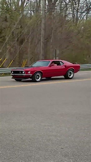 1969 Mach 1 Double R-Code Cruising By