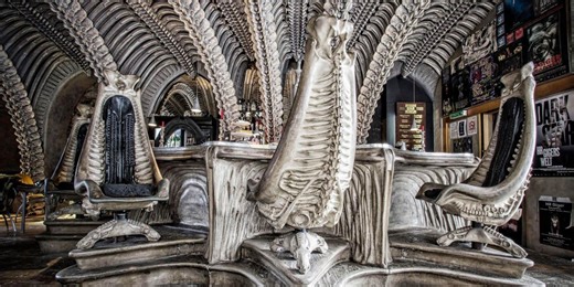 De otra galaxia: el alucinante bar inspirado en 'Alien' donde te puedes tomar una cerveza