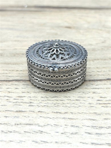 Sterling Silver Filigree Pill Box - Etsy
