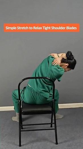 Quick and Effective Shoulder Blade Stretch You Can Do Anywhere to Relieve Stiffness