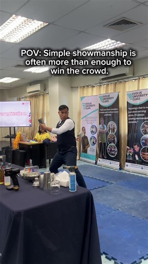 Flair Bartending Routine: Mastering the Rhythm and Timing