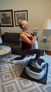 Pressed for time but still want a workout that feels worthwhile? Power Plate can help you train smarter in just a few minutes. Here’s why it can help make such a difference: 💥Rapid muscle activation Multi-directional vibrations prompt your muscles to contract and relax multiple times per second, engaging more muscle fibers than traditional exercise. 💪🏽Strength and performance support Improved circulation delivers more oxygen and nutrients to your muscles, supporting strength development and m