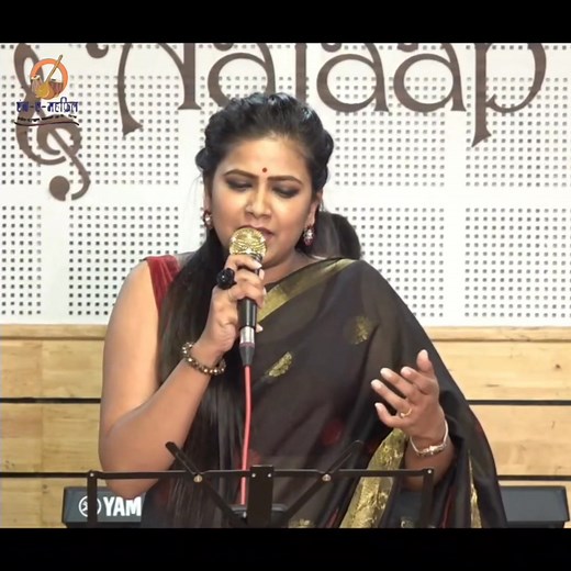 75K views · 2K reactions | Aayega Aanewala / आयेगा आनेवाला | Lata Mangeshkar | Shifa Ansari | Mere Geet | Rang E Mehfil | Rang E Mehfil #newrelease #fblifestyle #love #song #viral #post #music #video All credit goes to rightful owners none of the clip belongs to this page. | Mere Geet | Facebook