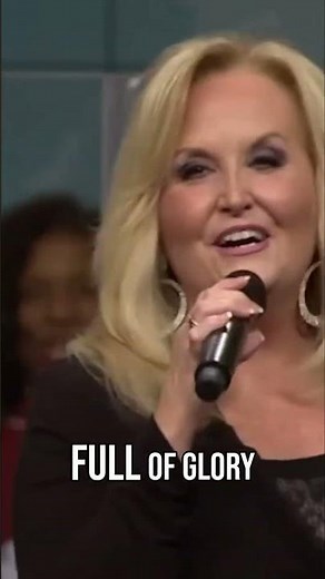 Karen Peck - Joy Unspeakable (Powerful Hymn Sing Moment)