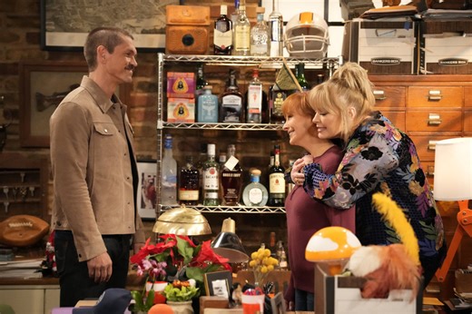 Every Reba Reunion on Happy’s Place That's Been Packed with Nostalgia: "Mrs. H!"