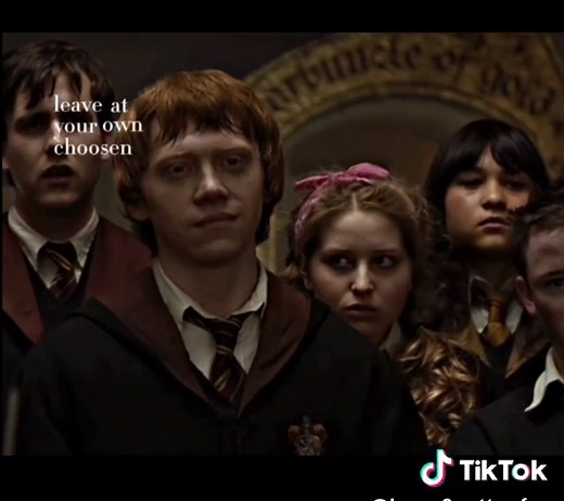 and so she dies lonely #potterhead #potterfy #hp #harrypotterfandom #likee #fy #lavender #brown #lavenderbrown #dead