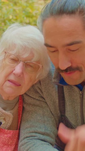 23K views · 4.4K reactions | New episode of Haan’s Romanian Test Kitchen available on our Members’ Community! Get access in the link in our bio and get your first month free with our Black Friday Sale! #romanian #romanianfood #ciorbă #beans #grandma #chefathome | Haan Palcu-Chang | Facebook