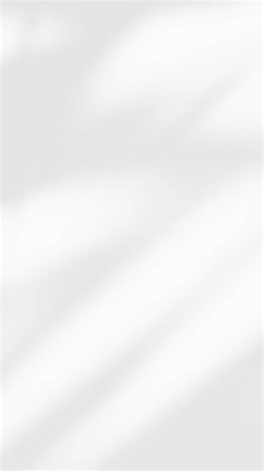 ✨ El poder del coco en tu piel ✨ El coco no solo huele delicioso, también es uno de los ingredientes más completos para cuidar y proteger tu piel todos los días. 🥥💛 ✔️ Rico en Vitamina E: un escudo natural contra los radicales libres. ✔️ Hidratación profunda: restaura y mantiene la humedad en tu piel por más tiempo. ✔️ Reparación celular: ayuda a regenerar, suavizar y mejorar la textura de tu piel. En Maya Solar aprovechamos lo mejor de la naturaleza para crear fórmulas efectivas, biodegradabl