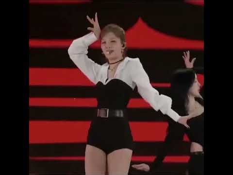 Run devil run - Red Velvet Tokyo
