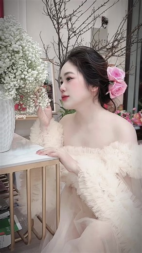 Ai tin chỉ U40??