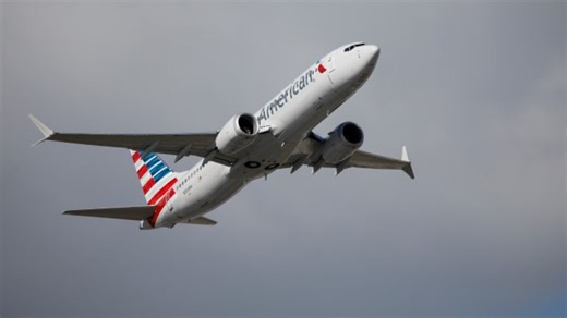 Passengers evacuate American Airlines aircraft after landing gear issue at Denver airport