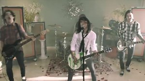 Pierce The Veil - Bulletproof Love
