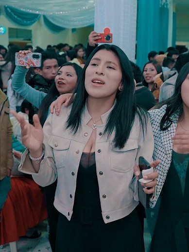 Te Extraño - Grupo La Troya y Sus Éxitos Musicales