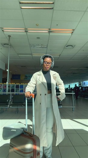 Nomzamo Mbatha Lifestyle & Career