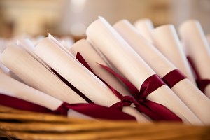 Commencement Participation Survey Open through March 26