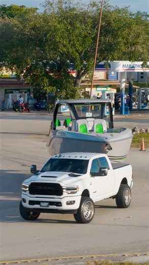 Ram 2500 Towing Deep Impact 399 Sport #Ram2500 #deepimpactboats