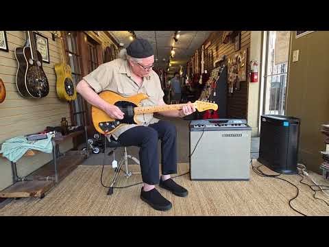 1966 Magnatone M10A Amp - Vibrato on, Slow Tempo