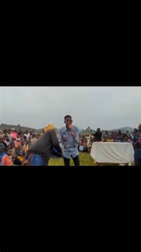Concert yenye ilikuwa kule ngungu ilipita bien sana kwauwezo wa Mungu, mais... QUESTION : 1. est-ce que kanisa inajuwa kwenye izi sadaka zote zilienda ? 2. Est-ce que ba shemani njo banaziweka kwanza mupaka sa batafika uku Goma ? Ni maswali tuh 🙏 | Akili Hiti