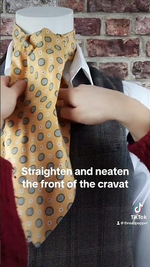 How to tie a cravat - a quick step by step guide. #cravat #cravats