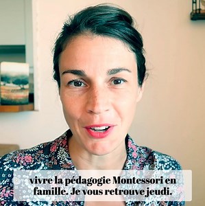 Montessori, c’est tellement INJUSTE ! 😣 Les écoles et le matériel Montessori sont hors de prix. MAIS quand je vois les bienfaits de la pédagogie Montessori sur nos enfants, je voudrais que toutes les familles du monde puissent en bénéficier ! ❤️ Malheureusement seule une minorité a cette chance… Alors j’ai décidé de me former à la pédagogie Montessori pour la mettre en pratique avec mes enfants, à la maison. Puis en voyant à quel point mes enfants s’épanouissaient, j’ai compris que je me devais
