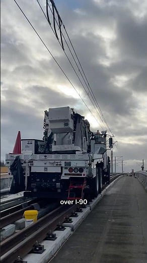 East Link Extension progress, anyone? 😏👷‍♀️🚈